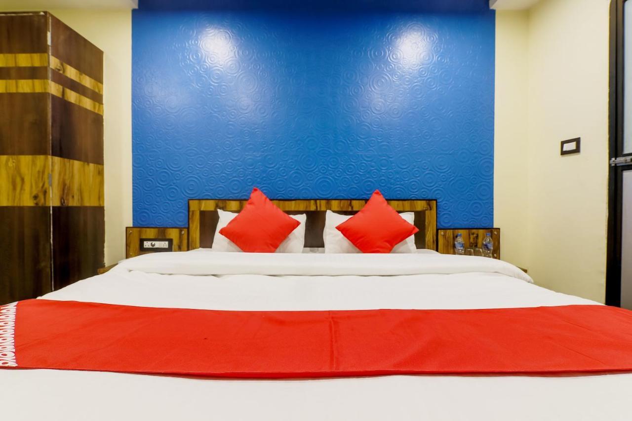Oyo 36201 Sangam Grand Hotel Guwahati Buitenkant foto