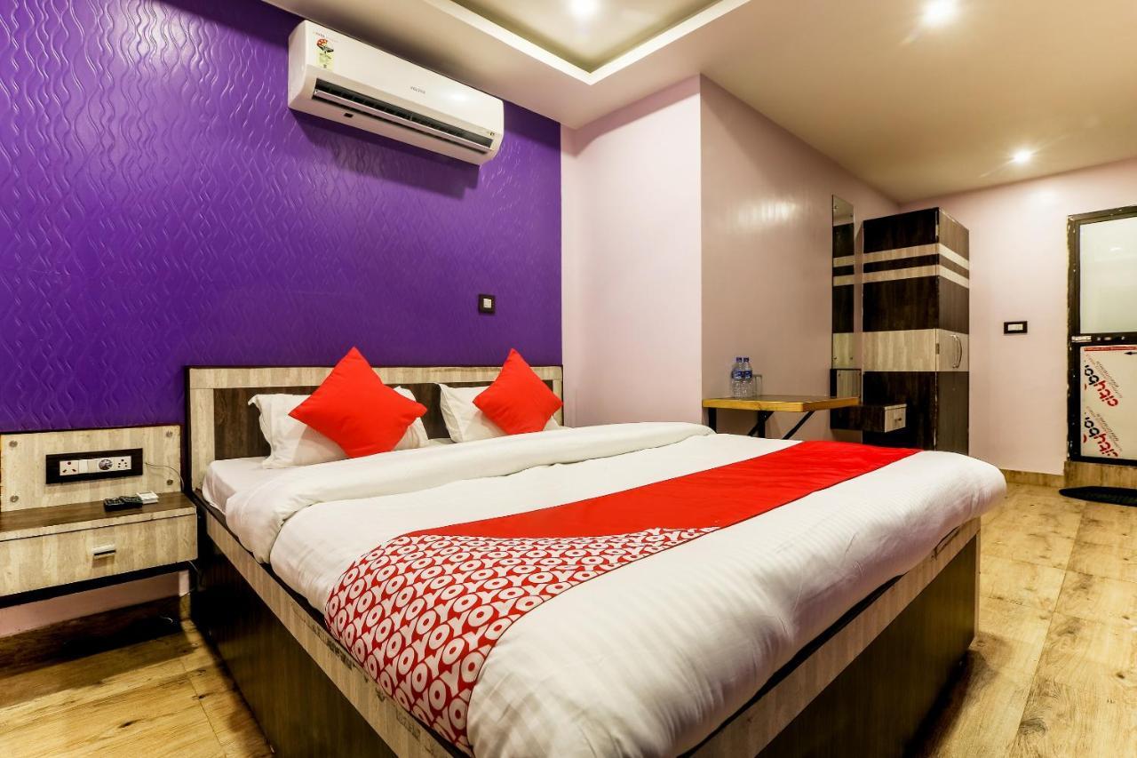 Oyo 36201 Sangam Grand Hotel Guwahati Buitenkant foto